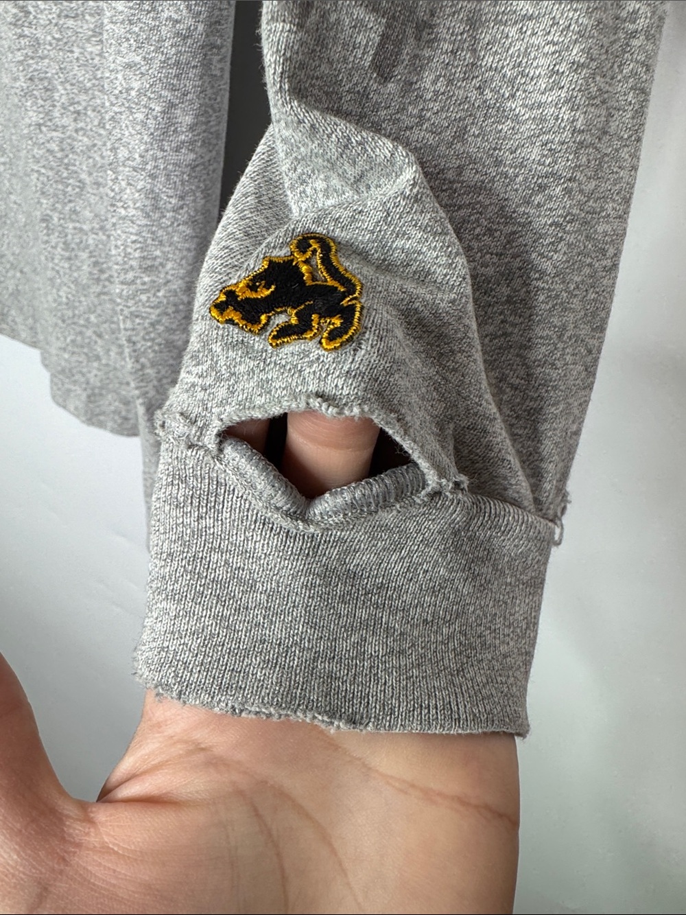 Vintage The Cotton Exchange St Olaf University Gray Long Sleeve Shirt Medium - Picture 7 of 9